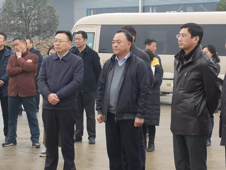 隨州市委、市人大代表團(tuán)蒞臨程力集團(tuán)商用車產(chǎn)業(yè)園視察
